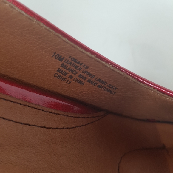 Söfft patent leather platform pumps - Picture 7 of 8